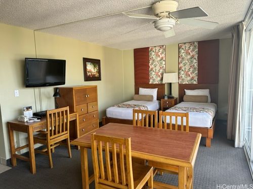 1305-2427 Kuhio Ave, Honolulu, HI, 96815-3301 | Card Image