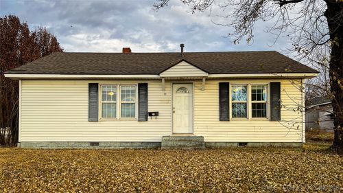 721 Broadway St, Drumright, OK, 74030-3617 | Card Image