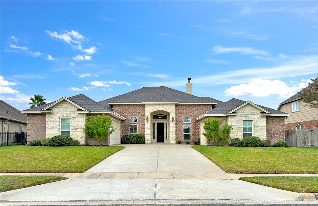 Beauvais Dr, Corpus Christi, TX 78414