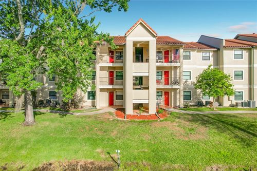 apt-208-3028 Parkway Blvd, Kissimmee, FL, 34747-4522 | Card Image