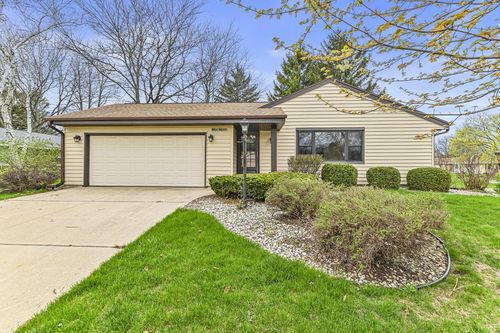 W164N10555 Timberline Court, Germantown, WI, 53022 | Card Image