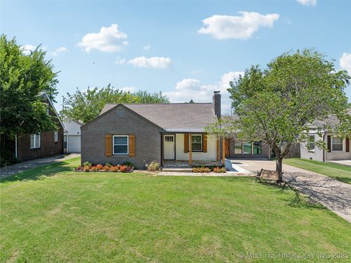 1136 S Evanston Ave, Tulsa, OK, 74104-4132 | Card Image