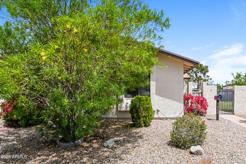 3350 W Country Gables Dr, Phoenix, AZ, 85053-4730 | Card Image