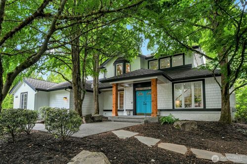 22707 Ne 142nd Pl, Woodinville, WA, 98077-5122 | Card Image