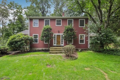 150 Deerfield Ter, Mahwah, NJ, 07430-2825 | Card Image