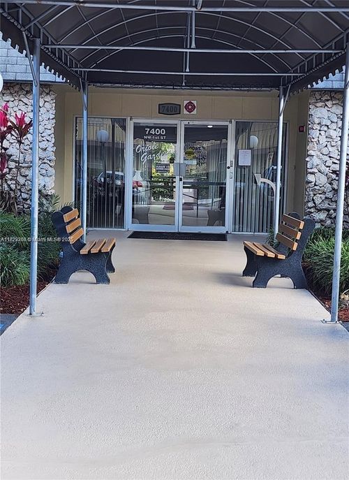 apt-107-7680 Nw 1st St, Margate, FL, 33063-7552 | Card Image