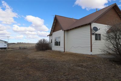 504 Swanson Road, House other with 3 bedrooms, 1 bathrooms and null parking in Valier MT | Image 3