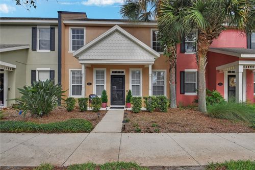 204 Woodhouse Ln, DELAND, FL, 32724-7757 | Card Image