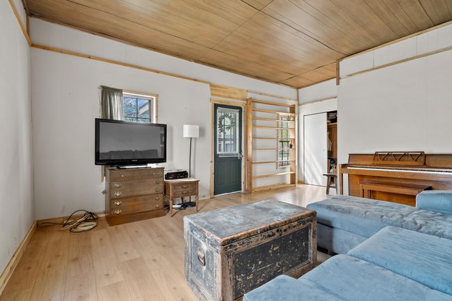 Main Floor | Image 6