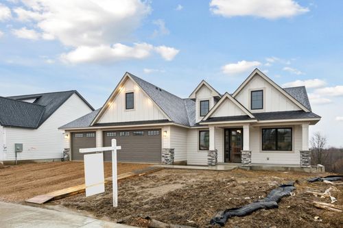 3757 Brookside Drive, Chaska, MN, 55318 | Card Image