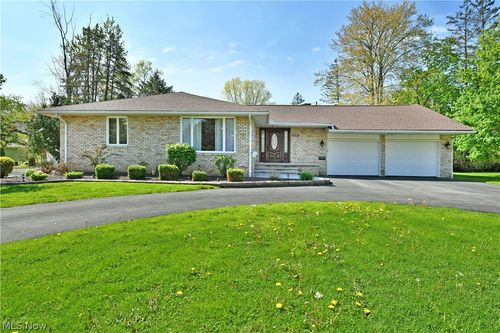 3210 Halsey Dr Ne, Warren, OH, 44483-5616 | Card Image