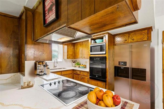9510 Gates Loop, House other with 2 bedrooms, 1 bathrooms and 2 parking in Manvel TX | Image 8