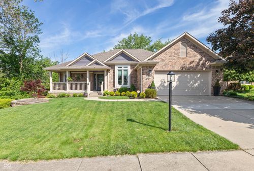 100 Torrey Pine Dr, Brownsburg, IN, 46112-8343 | Card Image