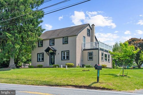 4258 New Holland Rd, MOHNTON, PA, 19540-8606 | Card Image