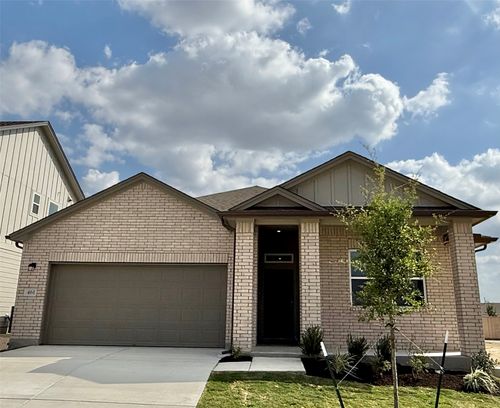 461 Young St, Buda, TX, 78610-4768 | Card Image