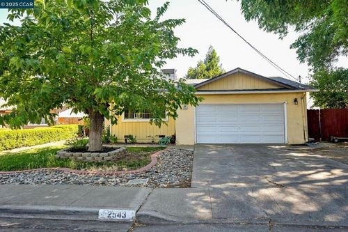 2543 Montgomery Ave, Concord, CA, 94519-1626 | Card Image