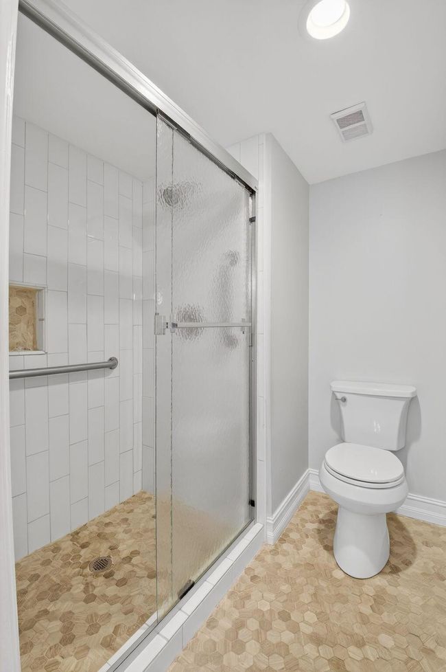 APT-8002 - 16000 Loch Katrine Trl, Condo with 2 bedrooms, 2 bathrooms and null parking in Delray Beach FL | Image 20