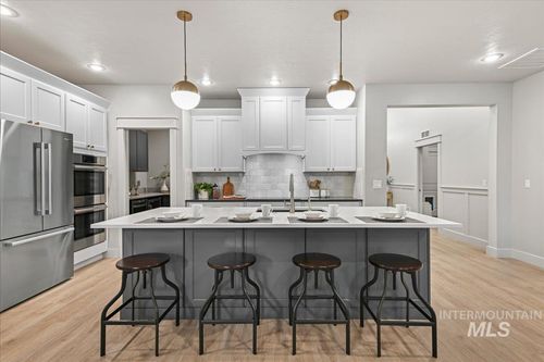 18080 N Treeline Ave, Nampa, ID, 83687-8169 | Card Image