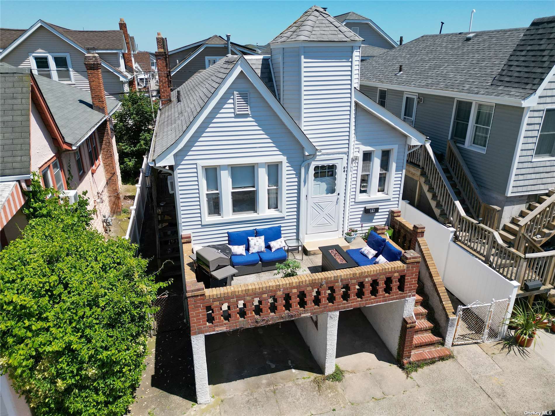 Florida St, Long Beach, NY 11561