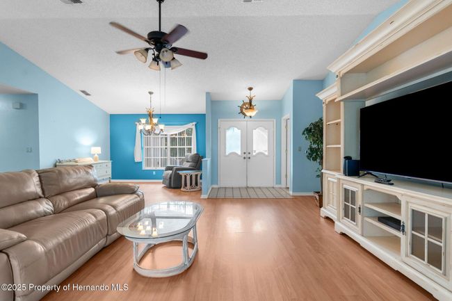 1350 Gatewood Ave, House other with 3 bedrooms, 2 bathrooms and null parking in Spring Hill FL | Image 9