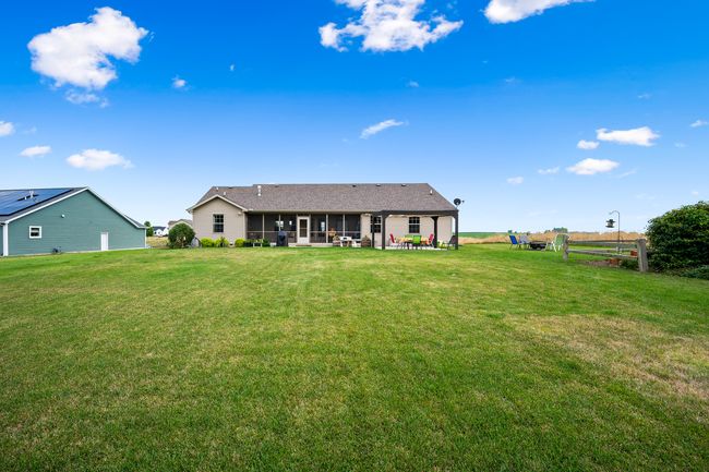 20 Boulder Dr, House other with 3 bedrooms, 3 bathrooms and 2 parking in Carlock IL | Image 30