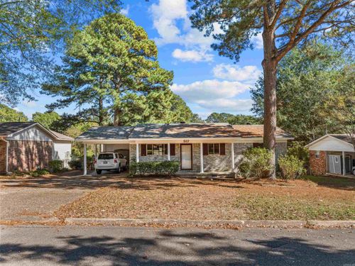 517 Bowers Dr, Benton, AR, 72015-3903 | Card Image