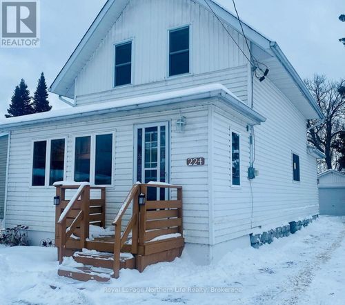 224 Salter St, Sturgeon Falls, ON, P2B3B6 | Card Image