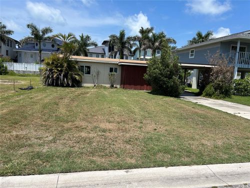17610 1st St E, REDINGTON SHORES, FL, 33708-1216 | Card Image