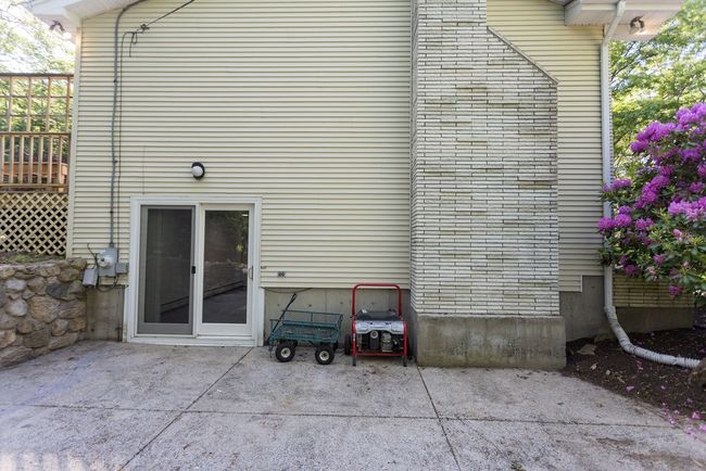 38 Williams Rd, House other with 3 bedrooms, 3 bathrooms and 10 parking in Smithfield RI | Image 38