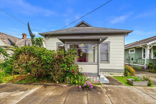 1676 I St, Arcata, CA, 95521-5530 | Card Image