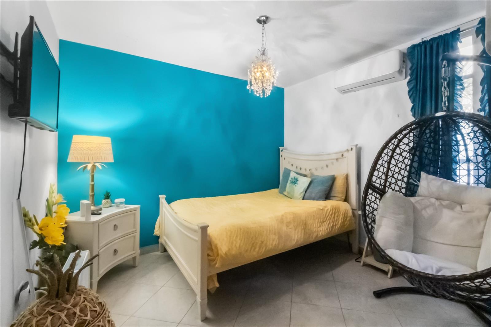 Residential Lease en alquiler en HUMACAO, AD5 CALLE BALEARES, 1628 m²