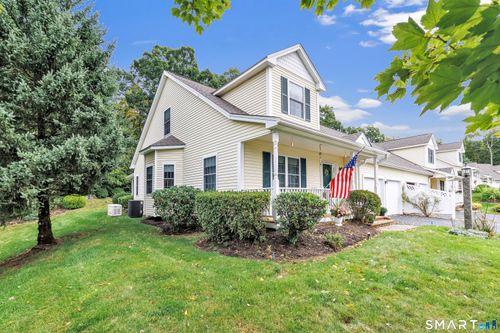 132-132 Meadow Brook Rd, Oxford, CT, 06478-1995 | Card Image
