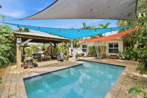 1436 Ne 38th St, Oakland Park, FL, 33334-4562 | Card Image