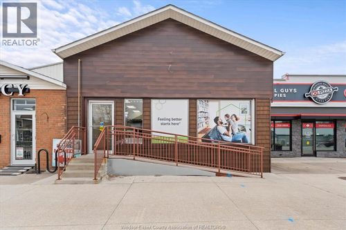 125 County Rd 34 W, Cottam, ON, N0R1B0 | Card Image