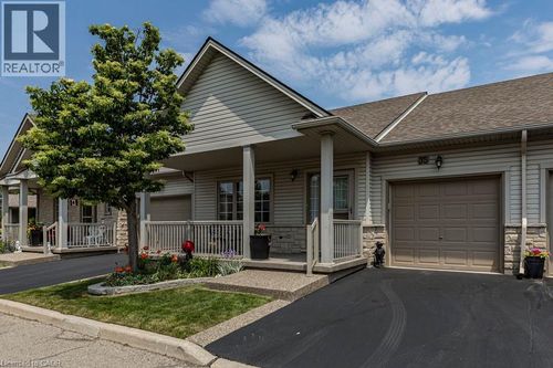35-130 Southbrook Dr, Binbrook, ON, L0R1C0 | Card Image