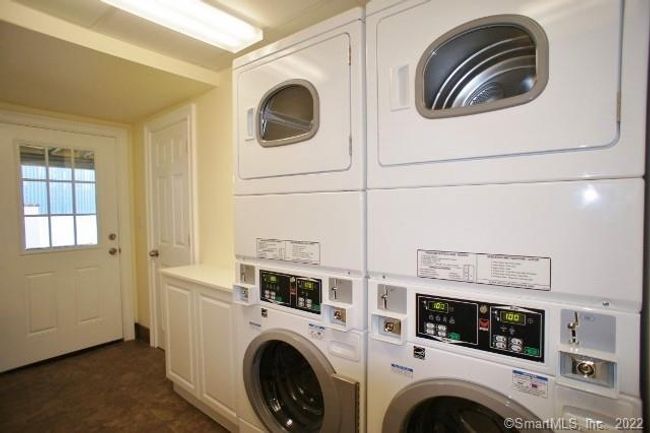 15 - 127-131 Harbor Ave, Home with 1 bedrooms, 1 bathrooms and null parking in Norwalk CT | Image 8