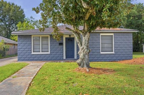 1928 9th St, Lake Charles, LA, 70601-6520 | Card Image