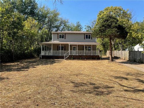 8324 Pershing Rd, Raytown, MO, 64138-3633 | Card Image