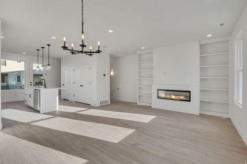 147-1486 W Kiera Ct, Farmington, UT, 84025-3158 | Card Image