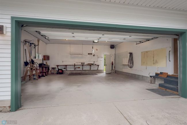 Garage.jpg | Image 8
