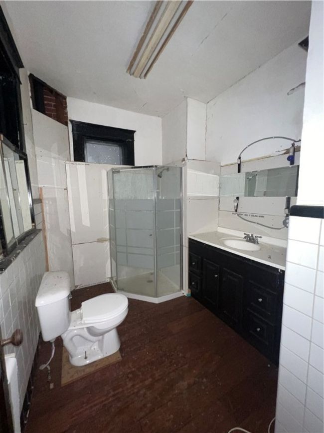 323 N Olive St, House other with 4 bedrooms, 3 bathrooms and null parking in Saint Elmo IL | Image 19