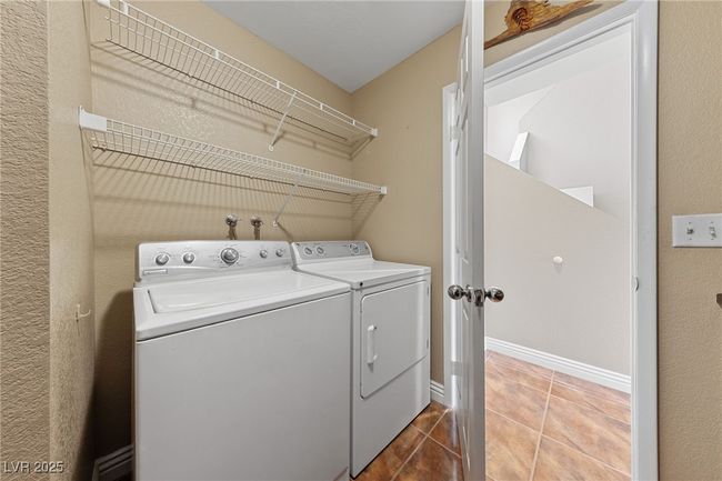 9409 Kayla Ct, House other with 4 bedrooms, 3 bathrooms and null parking in Las Vegas NV | Image 33