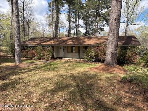 862 E 4th Avenue, Morton, MS, 39117 | Card Image