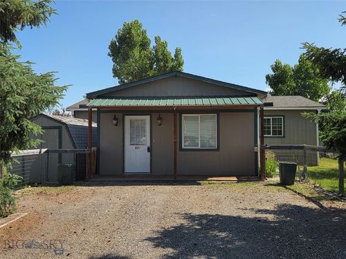 531 Westwood Cir, Belgrade, MT, 59714-8329 | Card Image