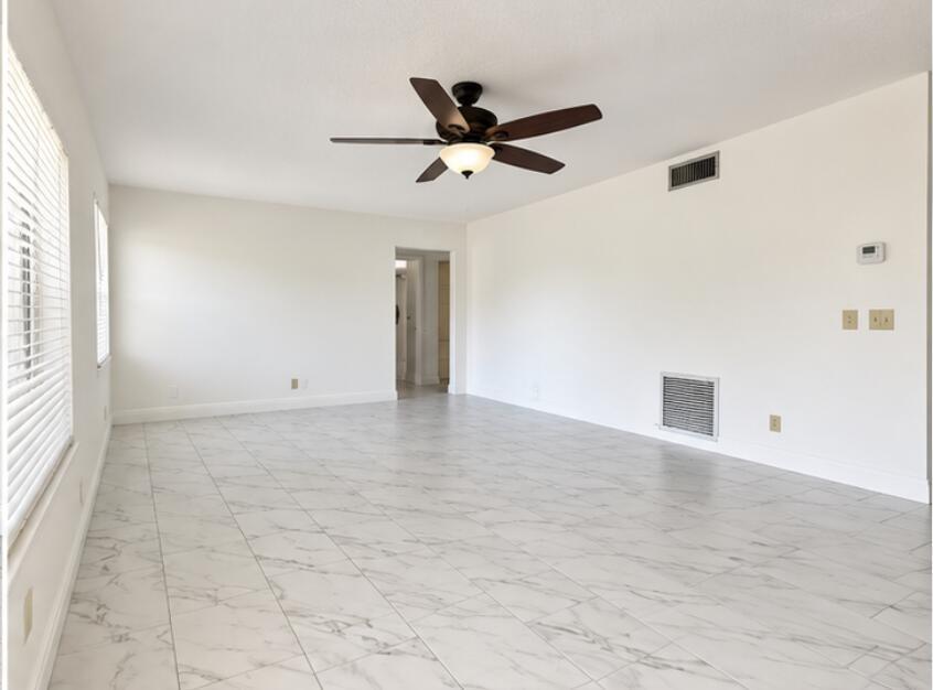 Residential Lease in West Palm Beach 5