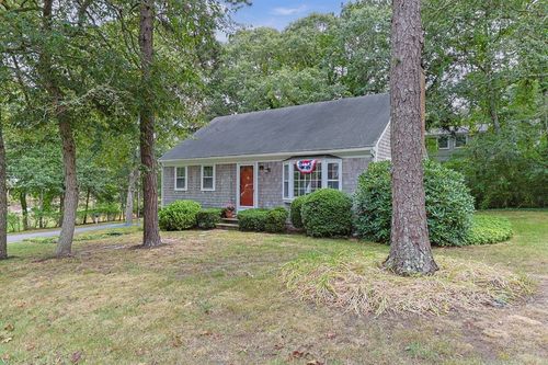 38 Andover Dr, Chatham, MA, 02633-1702 | Card Image