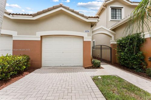 4056-4056 Timber Cove Ln, Weston, FL, 33332-2131 | Card Image