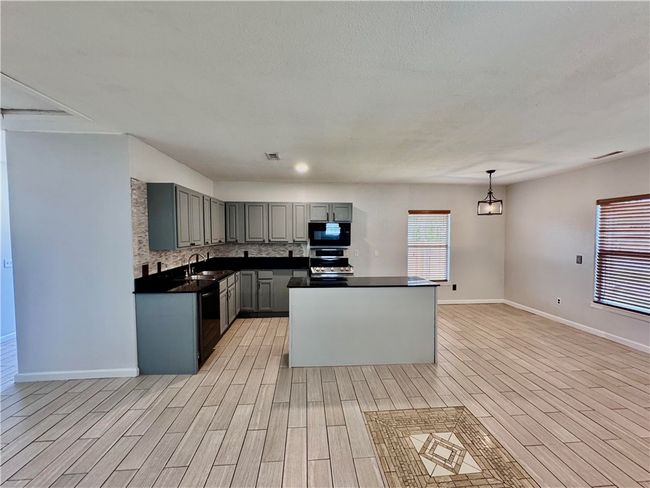 1222 S 4 Th St, House other with 3 bedrooms, 2 bathrooms and null parking in Rogers AR | Image 14