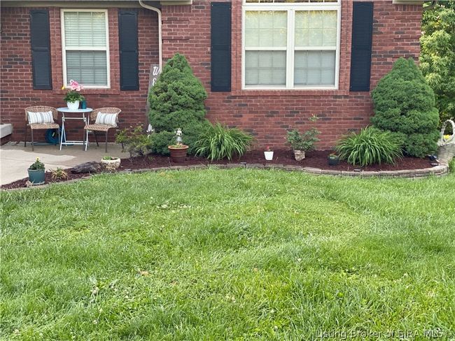 8408 Locust Dr, Home with 4 bedrooms, 3 bathrooms and null parking in Charlestown IN | Image 47