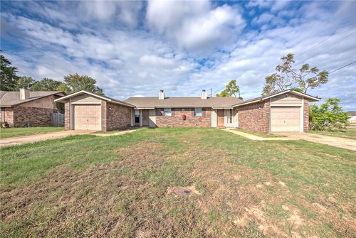 1508 A&B N Pleasant Street, Springdale, AR, 72764 | Card Image